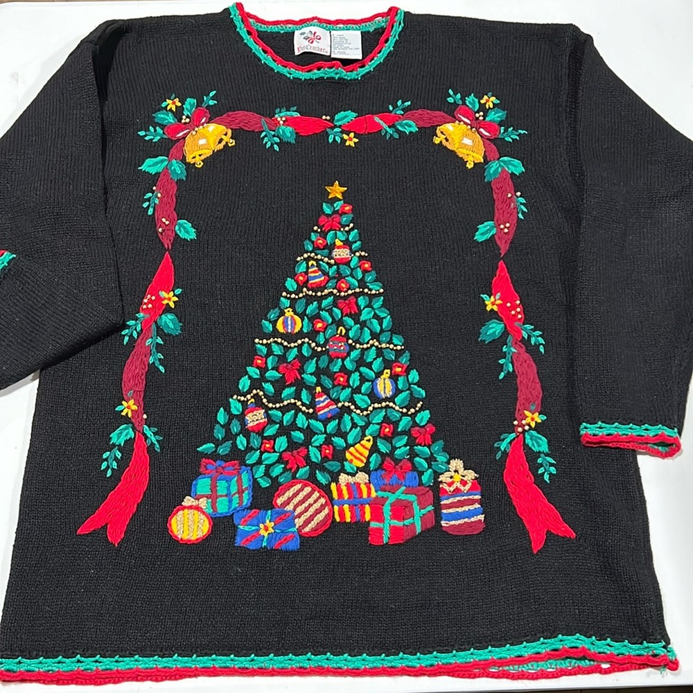 Nutcracker - vintage‎ black Christmas tree sweater, L